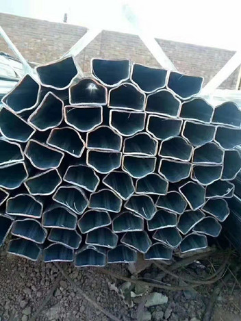 异形黑色钢管