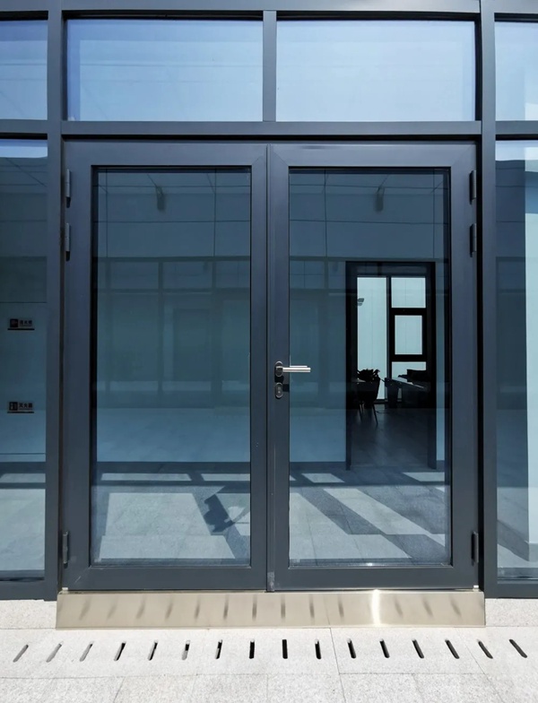 Aluminium alloy window and door