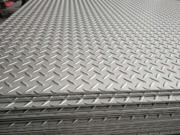 Checkered steel plate