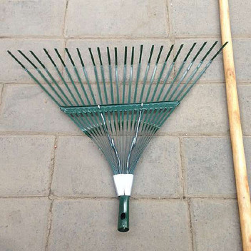 Wooden handle rake