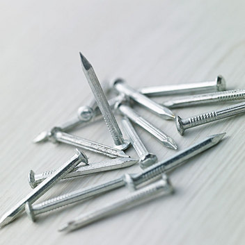Common nails